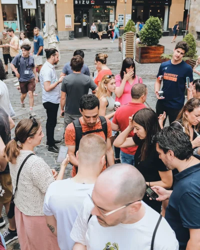 Escape room exterior con seguimiento en tiempo real