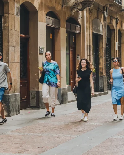 Juego de escape urbano con tecnología móvil